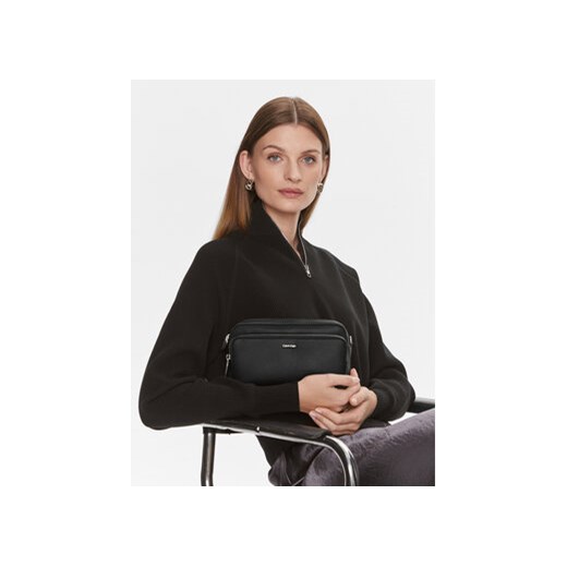 Calvin Klein Torebka Ck Must Camera Bag W/Pckt Lg K60K608410 Czarny Calvin Klein uniwersalny MODIVO