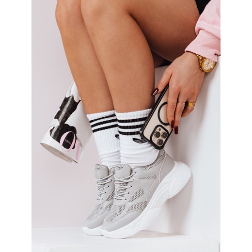 Sneakersy damskie RISNA szare Dstreet ZY0109 ze sklepu DSTREET.PL w kategorii Buty sportowe damskie - zdjęcie 178264345