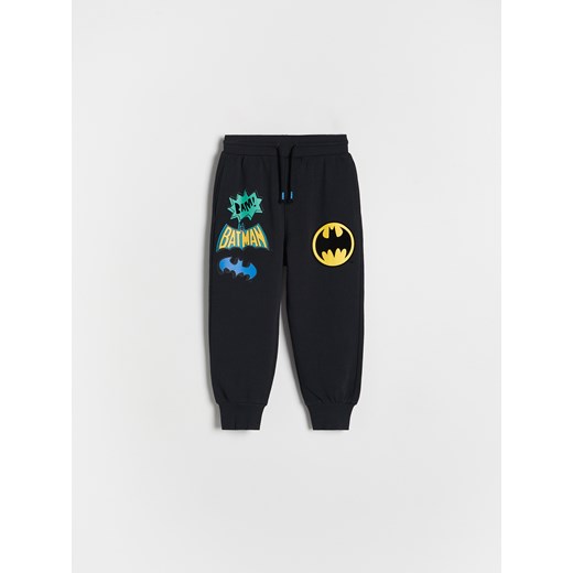 Reserved - Spodnie jogger Batman - czarny ze sklepu Reserved w kategorii Spodnie chłopięce - zdjęcie 178276725