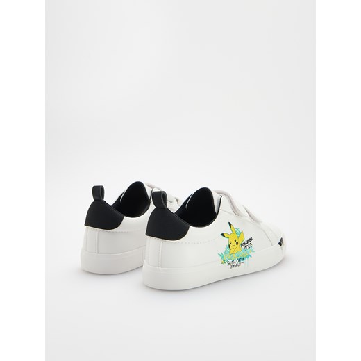 Reserved - Trampki Pokémon - biały Reserved 30 Reserved