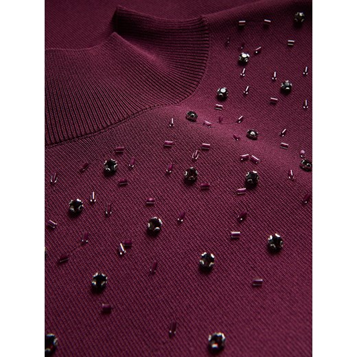 Reserved - Top z aplikacją przy dekolcie - mahoniowy Reserved M Reserved