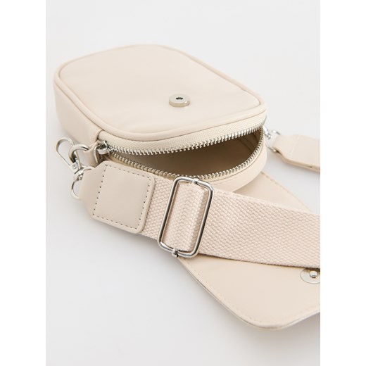 Listonoszka Reserved skórzana na ramię 