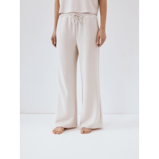 Reserved - Spodnie dresowe z modalem - beżowy Reserved M Reserved