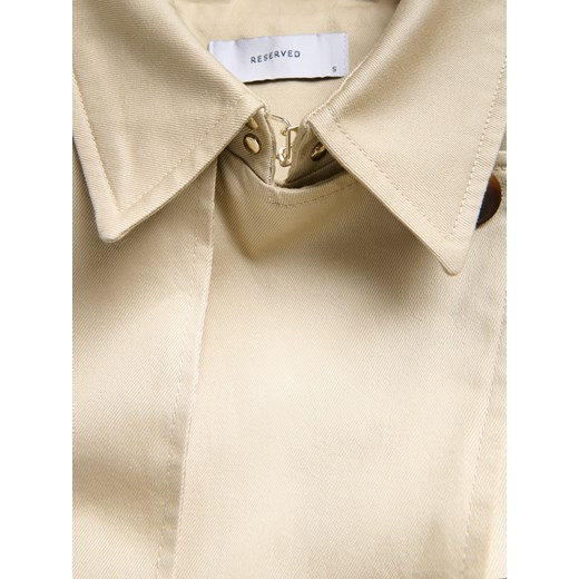 Reserved - Bawełniany trencz z paskiem - beżowy Reserved M Reserved