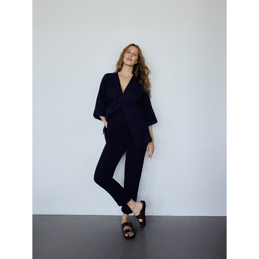 Reserved - Spodnie z bawełnianego muślinu - granatowy ze sklepu Reserved w kategorii Spodnie damskie - zdjęcie 178319167