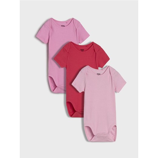Sinsay - Body z kopertowym dekoltem 3 pack - różowy ze sklepu Sinsay w kategorii Odzież dla niemowląt - zdjęcie 178320478