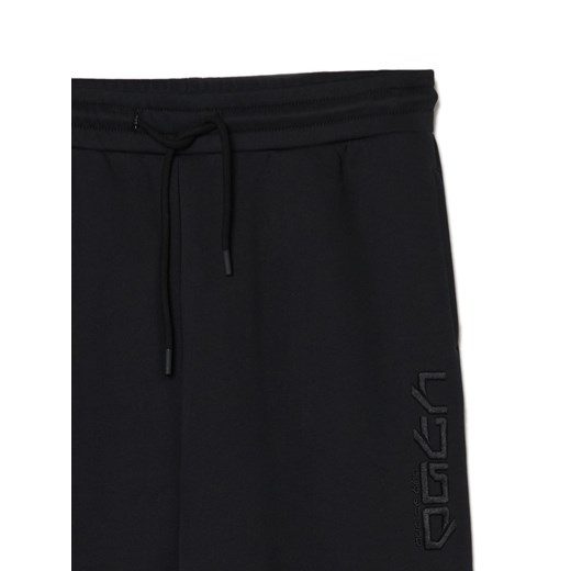 Cropp - Czarne dresowe joggery comfort - czarny Cropp L Cropp