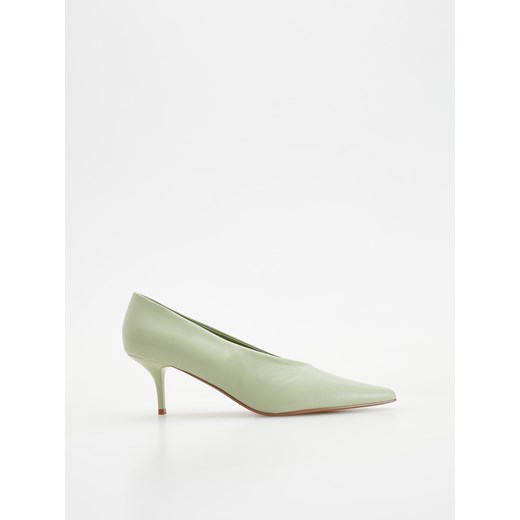 Reserved - Czółenka na szpilce - jasnozielony ze sklepu Reserved w kategorii Czółenka - zdjęcie 178356998