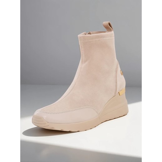 Botki Royalfashion.pl bez zapięcia casual na jesień na koturnie 