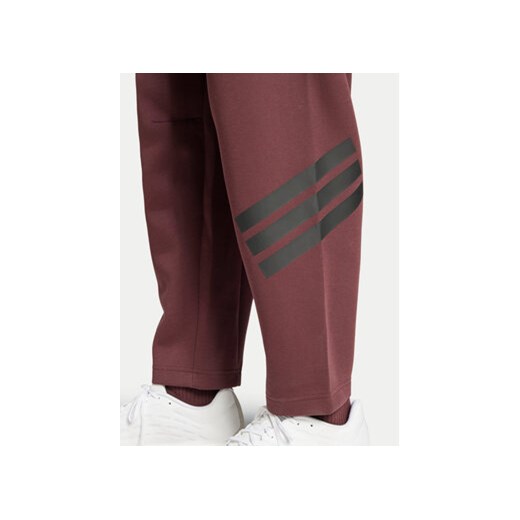 adidas Spodnie dresowe Future Icons 3-Stripes JD4888 Bordowy Loose Fit M MODIVO