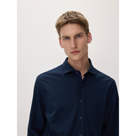 Reserved - Dzianinowa koszula slim fit - granatowy ze sklepu Reserved w kategorii Koszule męskie - zdjęcie 178383668