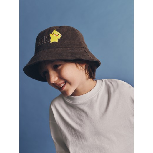 Reserved - Bucket hat Pokémon - ciemnoszary ze sklepu Reserved w kategorii Kapelusze męskie - zdjęcie 178390475