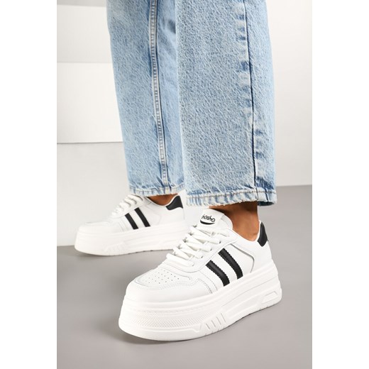 Biało-Czarne Sneakersy na Grubej Podeszwie z Perforacją i Paskami Fonistia ze sklepu born2be.pl w kategorii Buty sportowe damskie - zdjęcie 178411999