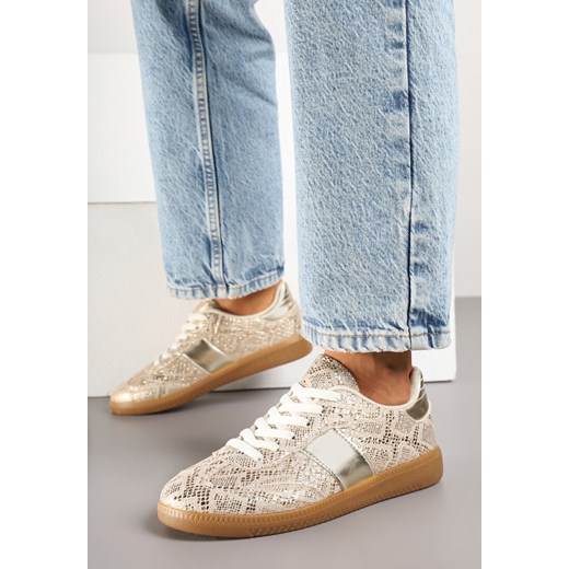 Złote Wężowe Sneakersy Retro w Stylu Klasycznych Tenisówek Tanonea ze sklepu born2be.pl w kategorii Buty sportowe damskie - zdjęcie 178416528