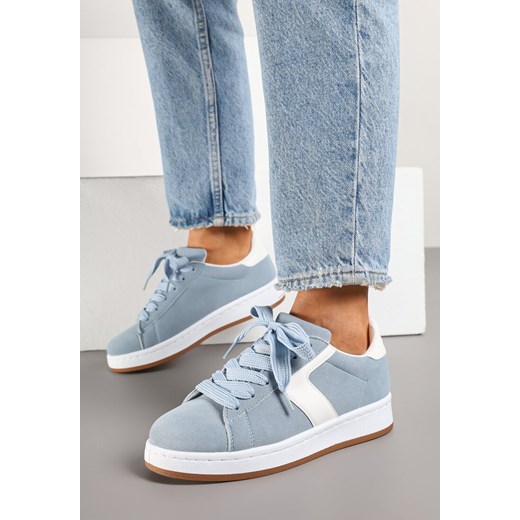 Jasnoniebieskie Sneakersy Ozdobione Paskiem Zrulla ze sklepu born2be.pl w kategorii Buty sportowe damskie - zdjęcie 178416798