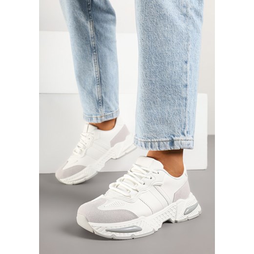 Białe Sneakersy Streetwearowe z Kontrastowymi Przeszyciami Ilirenas ze sklepu born2be.pl w kategorii Buty sportowe damskie - zdjęcie 178419315