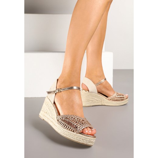 Beżowo-Szampańskie Sandały na Koturnie w Stylu Boho z Plecionką Pasirna ze sklepu born2be.pl w kategorii Espadryle damskie - zdjęcie 178436935