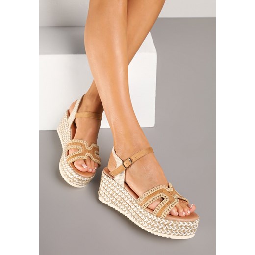 Espadryle damskie Born2be boho z klamrą