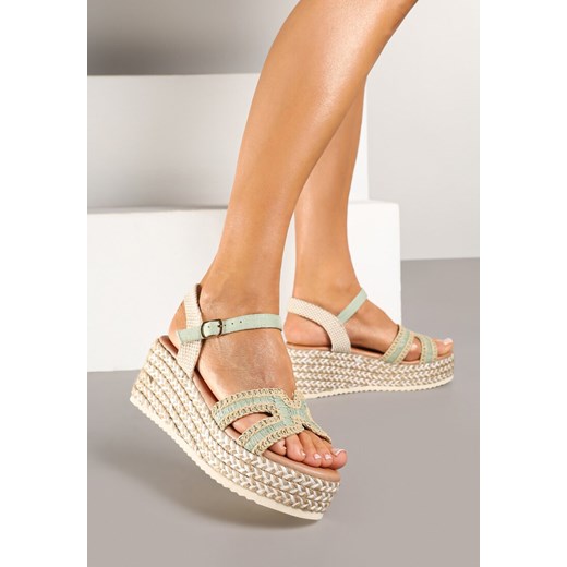 Espadryle damskie Born2be z klamrą 