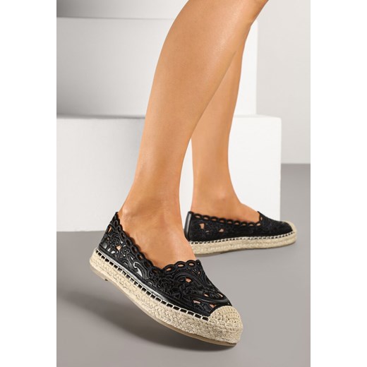 Czarne Espadryle z Plecionką i Ażurowymi Wycięciami z Koronką Janiriss ze sklepu born2be.pl w kategorii Espadryle damskie - zdjęcie 178442146