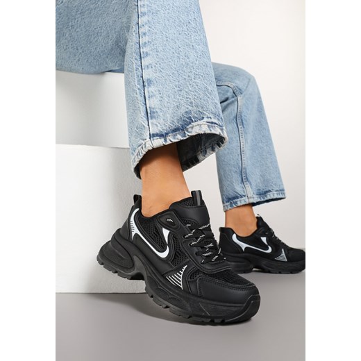 Czarne Sneakersy na Grubej Podeszwie z Siateczką Olirase ze sklepu born2be.pl w kategorii Buty sportowe damskie - zdjęcie 178445836