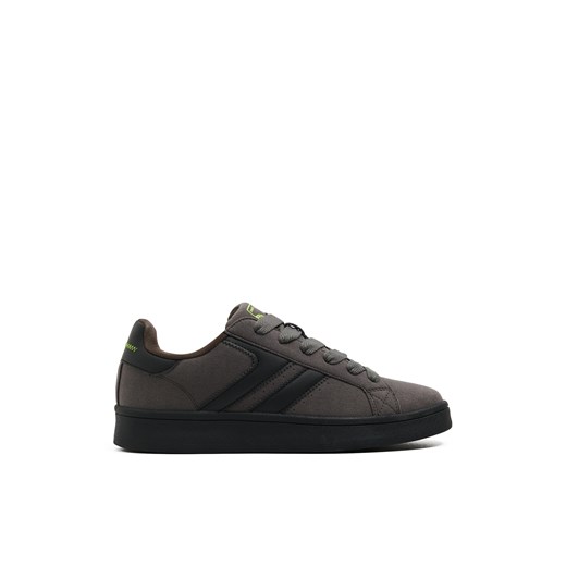 Cropp - Szaro-czarne sneakersy - czarny ze sklepu Cropp w kategorii Buty sportowe męskie - zdjęcie 178446209