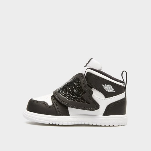 SKY JORDAN ze sklepu JD Sports  w kategorii Buty sportowe dziecięce - zdjęcie 178454555