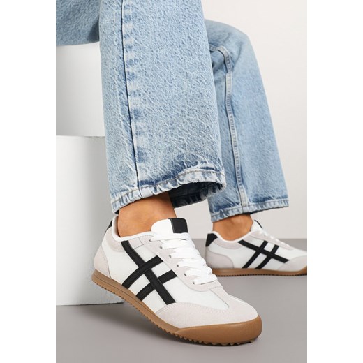 Białe Sneakersy Typu Klasyczne Tenisówki Isnnoria ze sklepu renee.pl w kategorii Buty sportowe damskie - zdjęcie 178496899