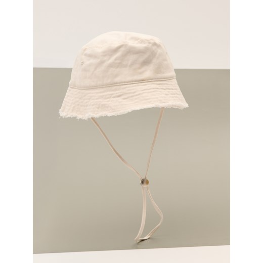 Sinsay - Kapelusz z regulowanym sznurkiem - kremowy Sinsay One Size Sinsay