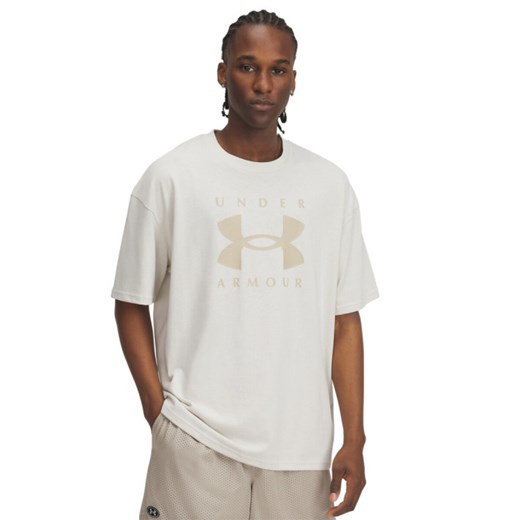Męski t-shirt z nadrukiem Under Armour UA M Hw Os Branded Ss - beżowy ze sklepu Sportstylestory.com w kategorii T-shirty męskie - zdjęcie 178529785