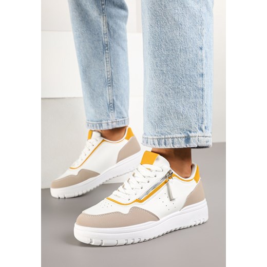 Biało-Beżowe Sneakersy na Niskiej Platformie z Ozdobnym Suwakiem i Perforacją Ulivane ze sklepu born2be.pl w kategorii Buty sportowe damskie - zdjęcie 178530486