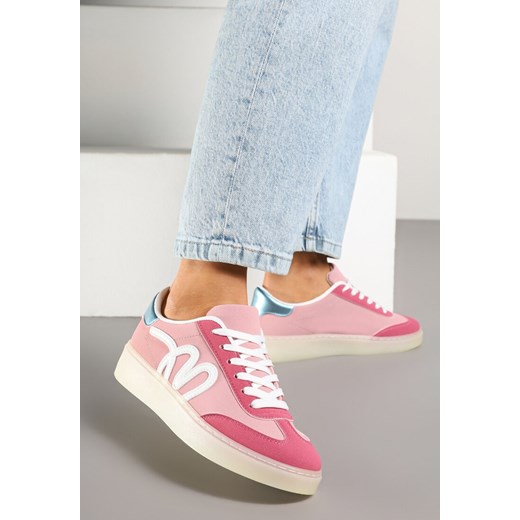 Różowe Sneakersy w Stylu Klasycznych Tenisówek z Ozdobną Aplikacją Elddiva ze sklepu born2be.pl w kategorii Buty sportowe damskie - zdjęcie 178541957