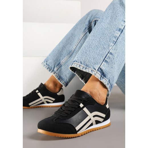 Czarne Sneakersy w Stylu Kultowych Tenisówek z Ozdobnymi Przeszyciami Wendiva ze sklepu born2be.pl w kategorii Buty sportowe damskie - zdjęcie 178541969