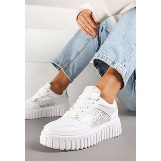 Białe Sneakersy na Platformie z Tłoczeniem Ozdobione Panterką i Perforacją Udivaya ze sklepu renee.pl w kategorii Buty sportowe damskie - zdjęcie 178560298