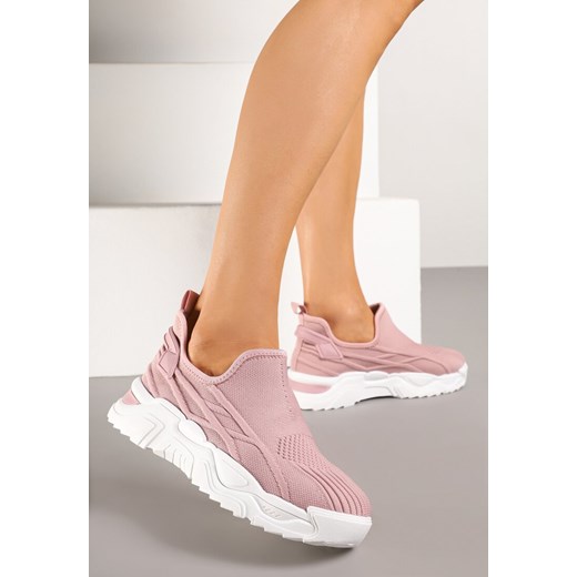 Różowe Siateczkowe Buty Sportowe Sneakersy Wsuwane Zdobione Tłoczeniami Nusadela ze sklepu renee.pl w kategorii Buty sportowe damskie - zdjęcie 178562545