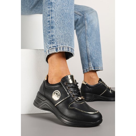 Czarne Sneakersy Ozdobione Metalicznymi Aplikacjami Hellevia ze sklepu renee.pl w kategorii Buty sportowe damskie - zdjęcie 178583409