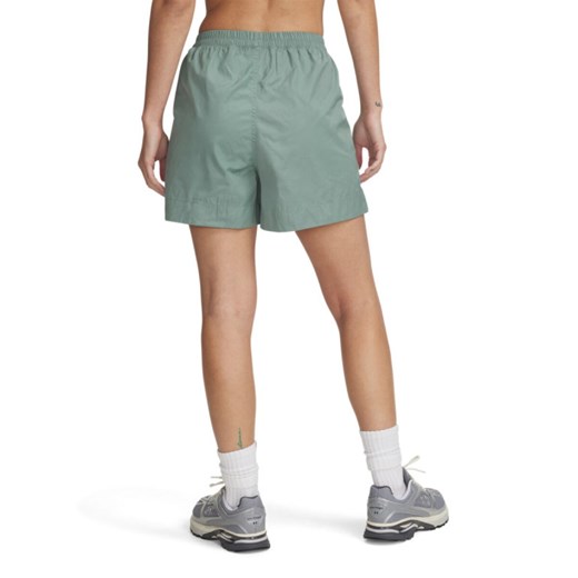 Damskie spodenki treningowe Under Armour UA Unstoppable Utility Short - zielone ze sklepu Sportstylestory.com w kategorii Szorty - zdjęcie 178599108
