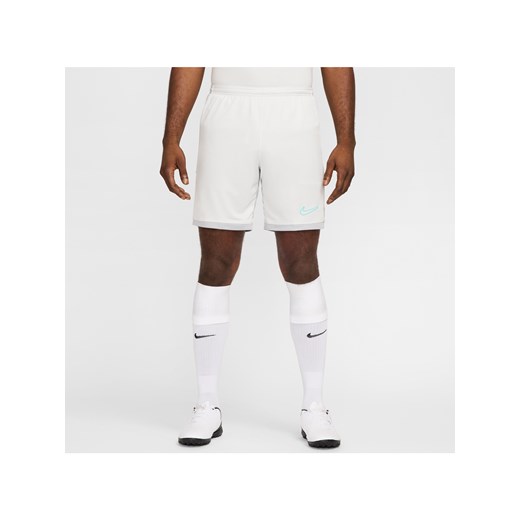 Męskie spodenki piłkarskie Dri-FIT Nike Academy - Szary ze sklepu Nike poland w kategorii Spodenki męskie - zdjęcie 178602189