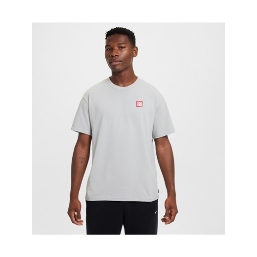 Męski T-shirt piłkarski Nike Liverpool F.C. Premium - Szary ze sklepu Nike poland w kategorii T-shirty męskie - zdjęcie 178602608