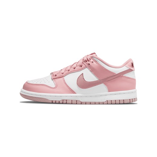 Buty dla dużych dzieci Nike Dunk Low - Różowy ze sklepu Nike poland w kategorii Buty sportowe dziecięce - zdjęcie 178603125