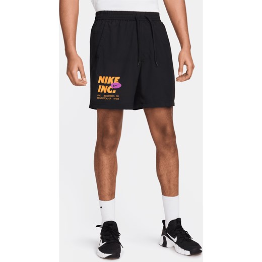 Męskie spodenki do fitnessu bez podszewki 18 cm Dri-FIT Nike Form - Czerń ze sklepu Nike poland w kategorii Spodenki męskie - zdjęcie 178603546