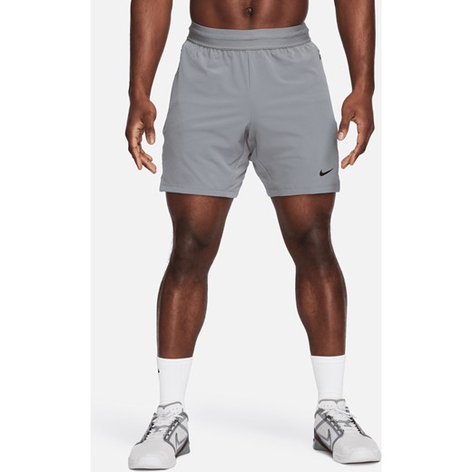 Męskie spodenki do fitnessu bez podszewki 18 cm Dri-FIT Nike Flex Rep 4.0 - Szary ze sklepu Nike poland w kategorii Spodenki męskie - zdjęcie 178603578