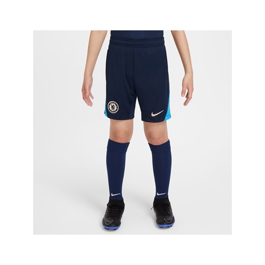 Dzianinowe spodenki piłkarskie dla dużych dzieci Nike Dri-FIT Chelsea F.C. Strike - Niebieski ze sklepu Nike poland w kategorii Spodenki chłopięce - zdjęcie 178604129