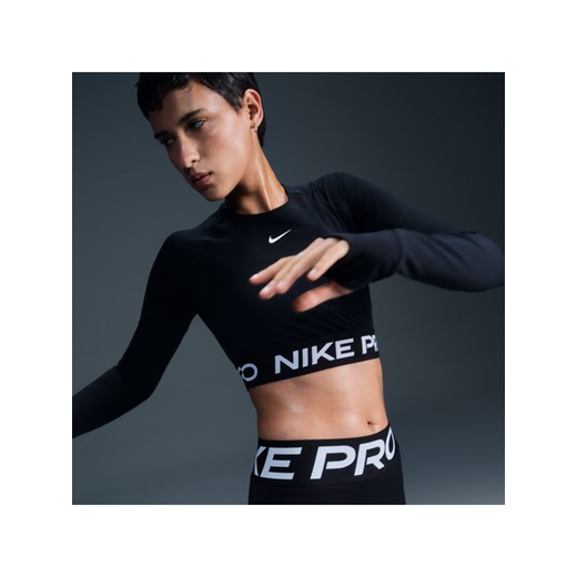 Damska koszulka o skróconym kroju z długim rękawem Dri-FIT Nike Pro - Czerń ze sklepu Nike poland w kategorii Bluzki damskie - zdjęcie 178604988