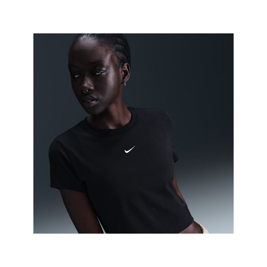 Damski T-shirt o krótkim kroju Nike Sportswear Chill Knit - Czerń ze sklepu Nike poland w kategorii Bluzki damskie - zdjęcie 178605759