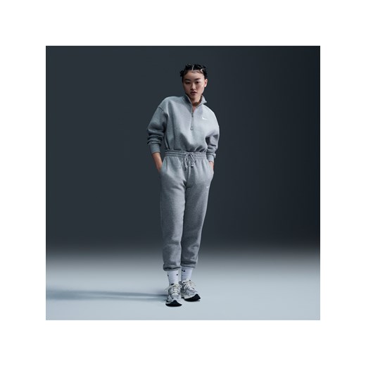 Damskie spodnie dresowe ze średnim stanem Nike Sportswear Phoenix Fleece - Szary ze sklepu Nike poland w kategorii Spodnie damskie - zdjęcie 178606535