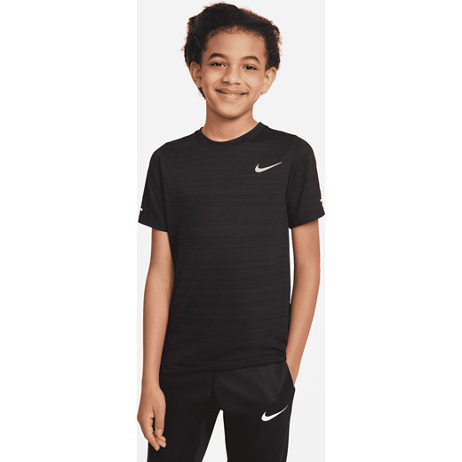 Koszulka treningowa dla dużych dzieci (chłopców) Nike Dri-FIT Miler - Czerń ze sklepu Nike poland w kategorii T-shirty chłopięce - zdjęcie 178607419