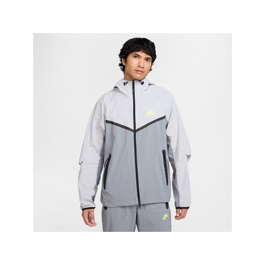 Męska kurtka z tkaniny z zamkiem na całej długości Windrunner Nike Tech - Szary ze sklepu Nike poland w kategorii Kurtki męskie - zdjęcie 178607425
