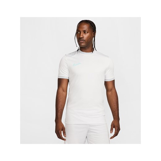 Męska koszulka piłkarska z krótkim rękawem Dri-FIT Nike Academy - Szary ze sklepu Nike poland w kategorii T-shirty męskie - zdjęcie 178608839