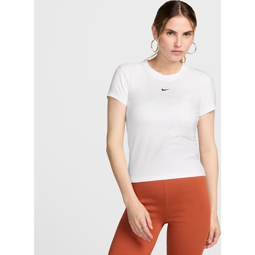 T-shirt damski Nike Sportswear Chill Knit - Biel ze sklepu Nike poland w kategorii Bluzki damskie - zdjęcie 178608845